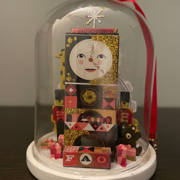 FAO Schwarz New York Cloche Christmas Ornament - Glass Enclosed Scene - Picture 7 of 16